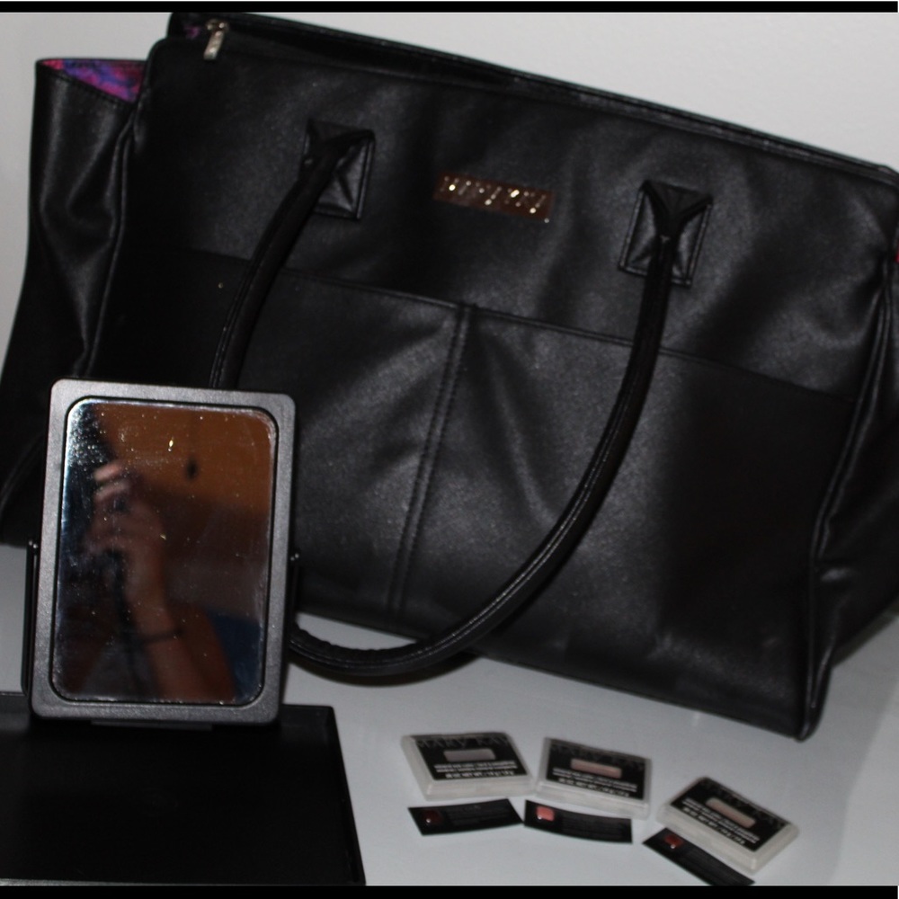 Mary Kay Bundle - Picture 4 of 4